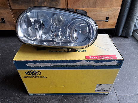 VW Golf IV Koplamp Magneti Marelli LPD611 712389811129 Rechts - 0