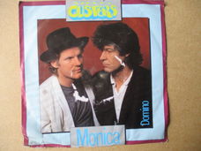s0115 circus custers - monica