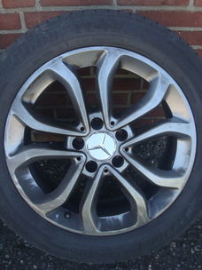 17’’Inch Originele Mercedes Avantgarde Velgen en banden Goodyear 5x112