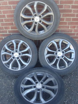 17’’Inch Originele Mercedes Avantgarde Velgen en banden Goodyear 5x112 - 4