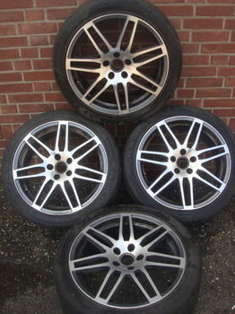 18’’Inch Audi rs4 Blechk Velgen en banden 5x112 - 4