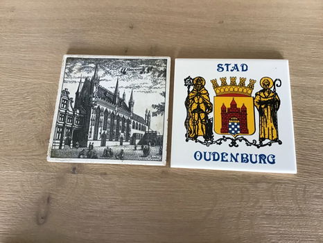 Tegel i.fallience m.tekening v.stadhuis v.Brugge.e.OUDENBURG - 2