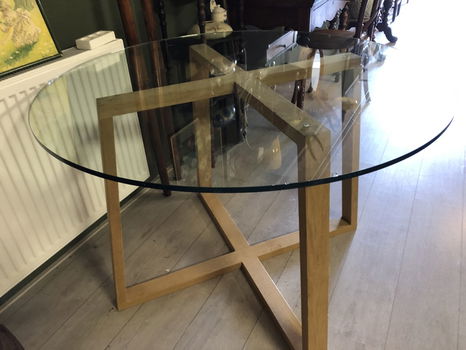 Prachtige Eettafel met een rond Glazen blad - 5