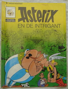 Strip Boek, Asterix, En De Intrigant, Nummer 13, Dargaud, 1991.