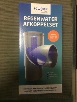 Regenwater afkoppelingset, gloednieuw in de doos, is simpel en gemakkelijk te monteren. - 0