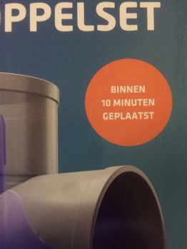 Regenwater afkoppelingset, gloednieuw in de doos, is simpel en gemakkelijk te monteren. - 1