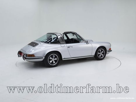 Porsche 911 2.4 T/E Targa '71 CH0371 - 1