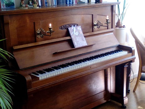 Vakkundig gerestaureerde Piano in Hongarije (Kisvaszar) te koop - 0