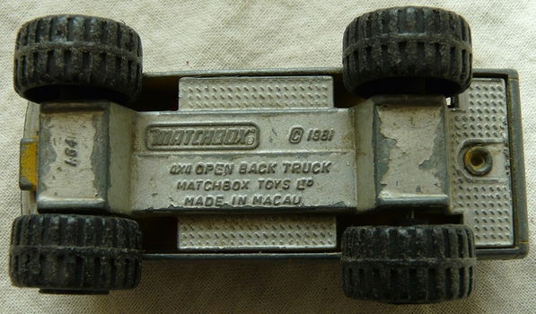 Modelauto, Matchbox (Superfast), Schaal 1:64, No.13/63 - 4x4 Open Back Truck - Yellow, 1983-1985.(1) - 7