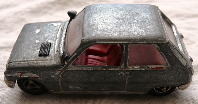 Modelauto, Majorette, Schaal 1:55, No.257 - Renault 5 - Silver, 1980-1981.(Nr.1) - 3