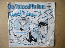 s0572 de twee pinten - heel t jaar