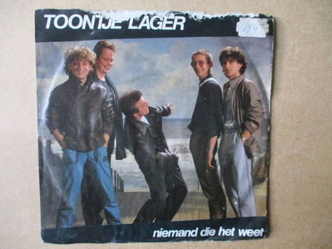 s0579 toontje lager - niemand die het weet - 0