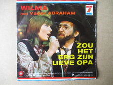 s0671 wilma en vader abraham - zou het erg zijn lieve opa 2