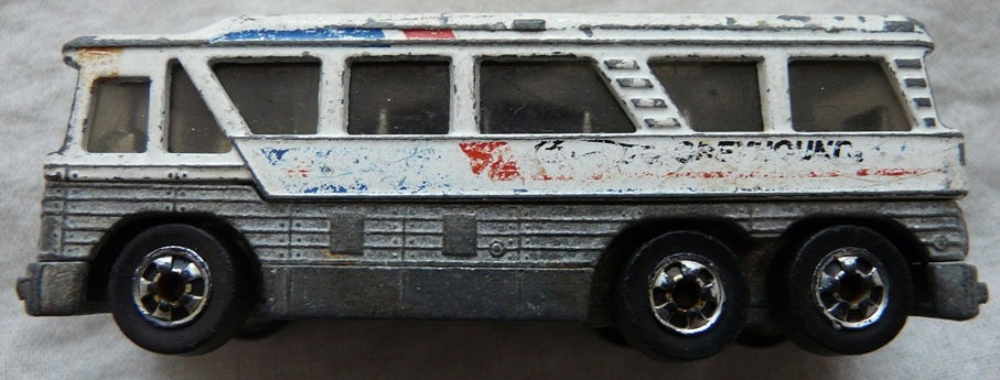 Modelauto, Mattel (Hot Wheels), No.1127 - Geyhound MC-8 - Greyhound, 1982.(Nr.1) - 4