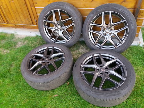 Volvo XC40 Urban Cross MSW 40 by OZ Gloss 235-50 R19 - 2