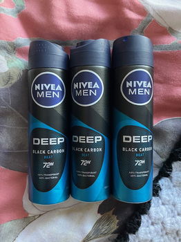 Te koop 3 x Nivea Men Deep Black Carbon Deo - 0