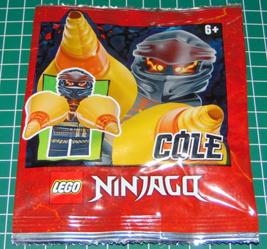 Lego Ninjago Cole in burst mode - 0