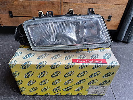 Lancia Delta II (836) Koplamp Magneti Marelli LPE491 710301033206 Rechts - 0