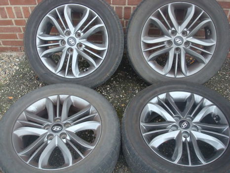 17’’inch Originele Hyundai Tucson velgen 5x114.3 - 5