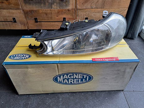 Ford Mondeo Mk2 Koplamp Magneti Marelli LPH522 710301098223 Links - 0