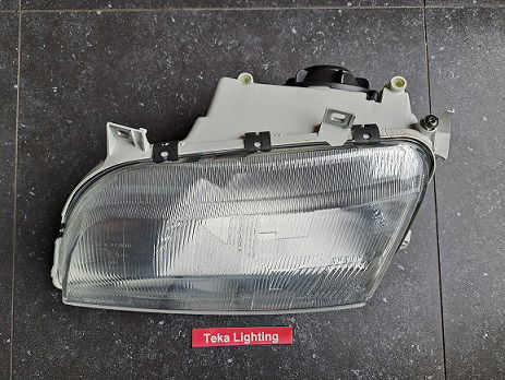 VW Sharan / Seat Alhambra Koplamp Magneti Marelli LPE692 / 710301048301 Links - 2