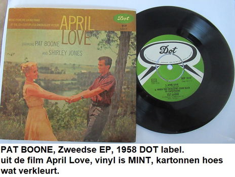 vinyl, wat oudere singles en EP's, nieuw tot nieuwstaat, o.a. Pat Boone, Elvis Presley, e.a. - 0