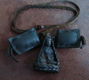 Oud Tibetaans bronzen amulet in leer van yak - 3 - Thumbnail