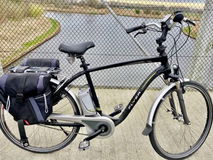 Als nieuwe Set Flyer Elektrische Fietsen type T-Serie Damesfiets Herenfiets 57 en 53 cm