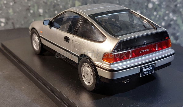 Honda CRX grijs 1:24 Whitebox WB077 - 2