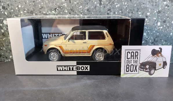 Lada Niva beige 1:24 Whitebox WB098 - 4