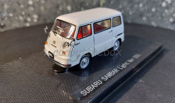 Subaru Sambar light Van 1961 ivory 1:43 Ebbro 015 - 1