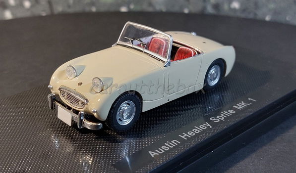 Austin Healey Sprite MK1 wit 1:43 Ebbro 019 - 1