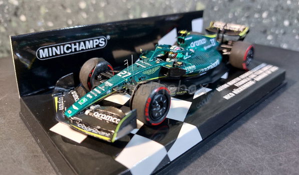 Aston Martin Aramco AMR22 #27 Hülkenberg 1/43 Minichamps Mi111 - 1