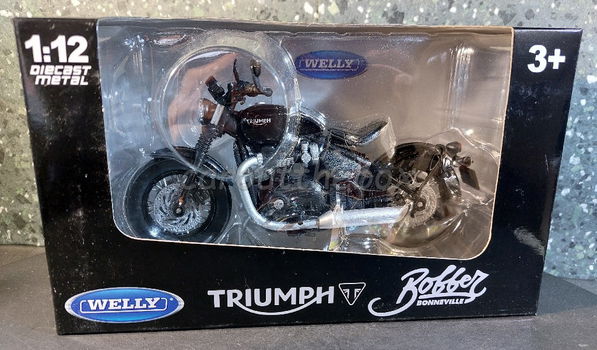 Triumph Bonneville bobber zwart 1/12 Welly W105 - 3