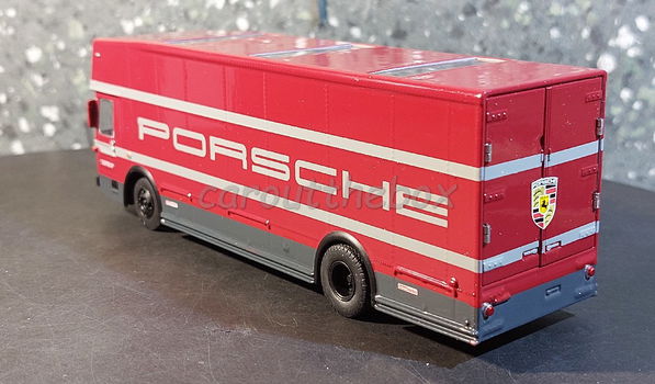 Mercedes 317 renntransporter PORSCHE 1/64 Schuco Sch182 - 2