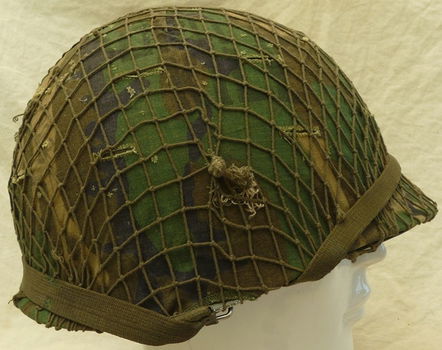 Helm, type: M53 (Troepenhelm), Koninklijke Landmacht, met binnenhelm, 1979.(Nr.3) - 0