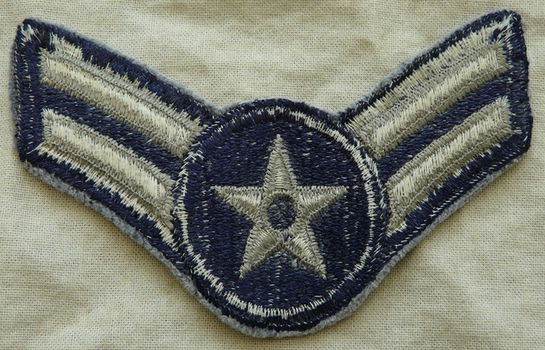 Rang Onderscheiding / Rank Insignia / Chevron, Airman First Class, USAF, jaren'70/'80.(Nr.1) - 2