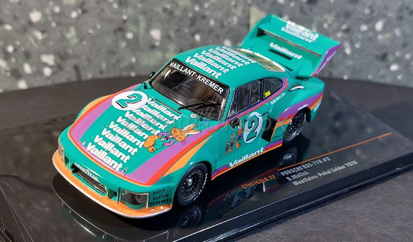 Porsche 935/77A v#2 VAILLANT 1:43 Ixo V1057 - 1