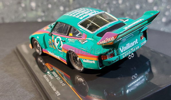 Porsche 935/77A v#2 VAILLANT 1:43 Ixo V1057 - 2