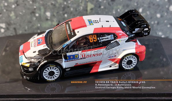 Toyota GR Yaris Rally1 #69 1:43 Ixo V1063 - 0