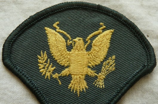 Rang Embleem / Rank Patch Insignia, US Army Specialist (Specialist 4 / E-4), US Army, jaren'70.(1) - 2