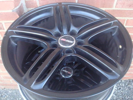 18’’Inch RS6 Zwart Black A3 A4 A6 Golf 5 6 7 Eos Leon Altea Octavia Passat 5x112 - 7