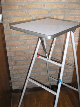 projectortafel, film/diaprojectortafel, -inklapbaar- - Vintage- gebruikt 10,- - 0