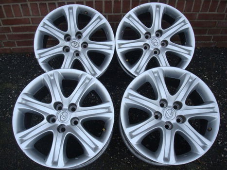 18'' inch Originele Toyota Velgen Steek 5x120 - 4