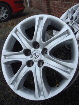 18'' inch Originele Toyota Velgen Steek 5x120 - 6