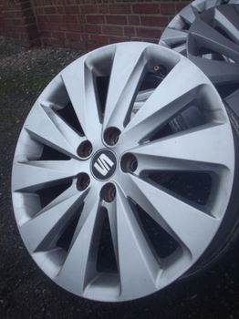 16 Originele Seat Arona 16 inch Velgen Steek 5x100 - 7