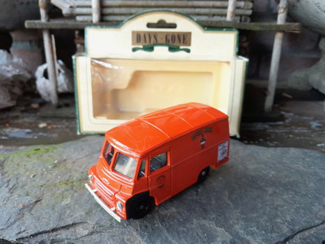 Morris LD 150 Royal Mail van - 1