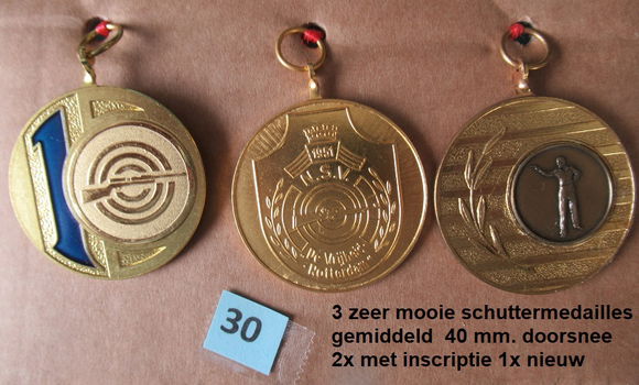 schietsport, heel veel medailles en plaquettes binnen en buitenland, nieuw en uitgegeven - 4