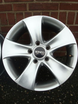 16 Inch Bonito Velgen Steek 5x114,3 5x115 - 0