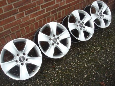 16 Inch Bonito Velgen Steek 5x114,3 5x115 - 2